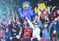People watching LEGO movie at Legoland Windsor