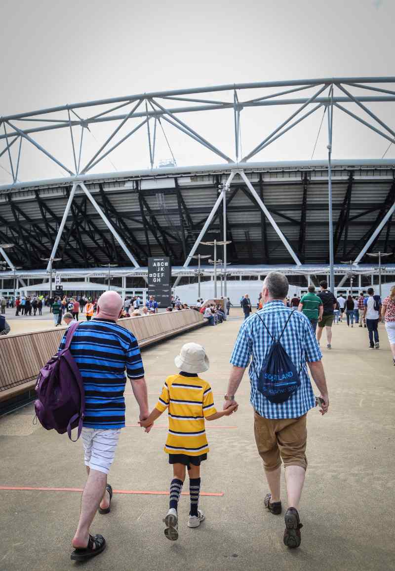 Family walking into the London Stadium