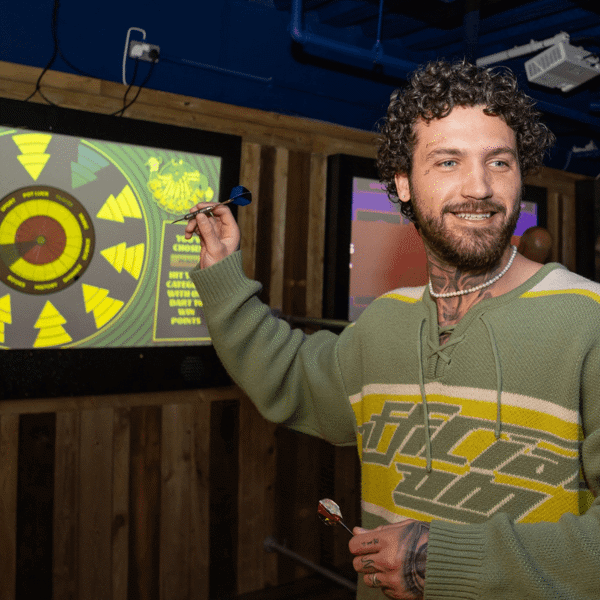 Volcano Falls Adventure Golf featured image.